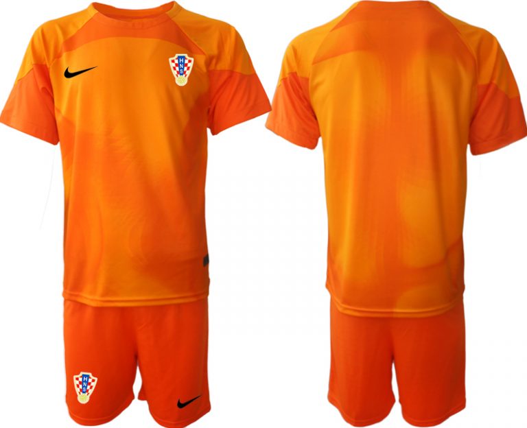 Kroatien 2022/23 Torwarttrikot für Herren orange Kurzarm Fußballtrikot Herren Sale